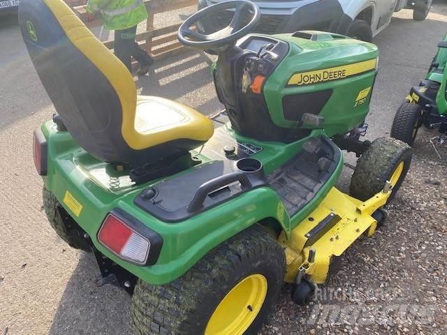 John Deere X750 Traktorer