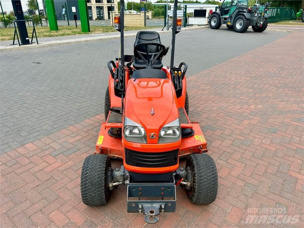 Kubota BX2350 Kompakte traktorer