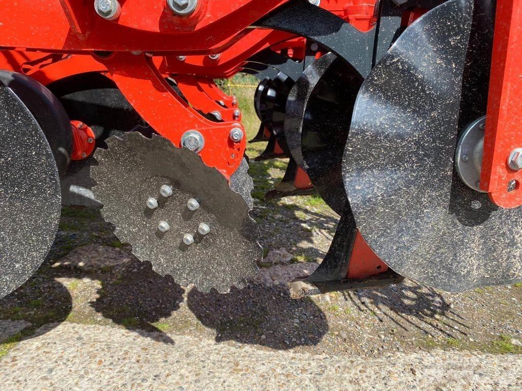 Kuhn STRIGER 300 Landbrug - Andet 