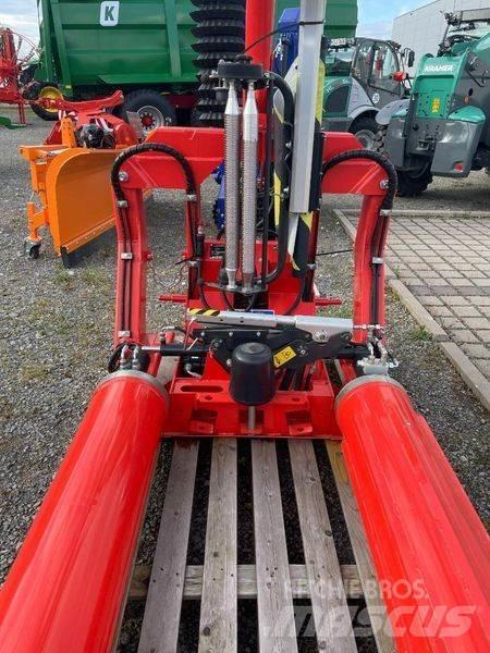 Kuhn RW1200C Balleskærere og -stablere
