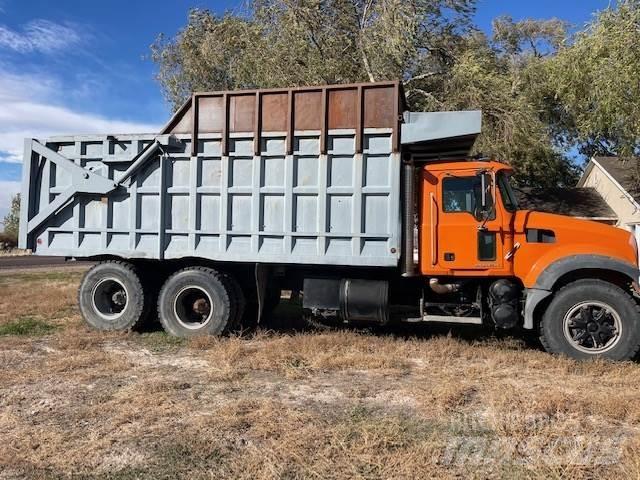 Mack GU713 Andre lastbiler