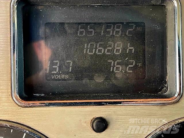 Mack GU713 Andre lastbiler