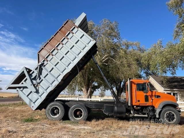 Mack GU713 Andre lastbiler