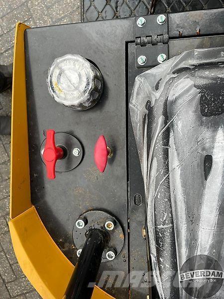 JPC KV12 Gravemaskiner på larvebånd