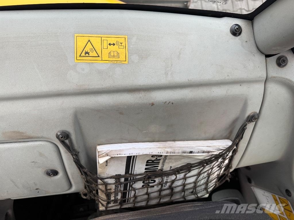 Komatsu PC 80 MR-3 Midi-gravemaskiner 7t - 12t