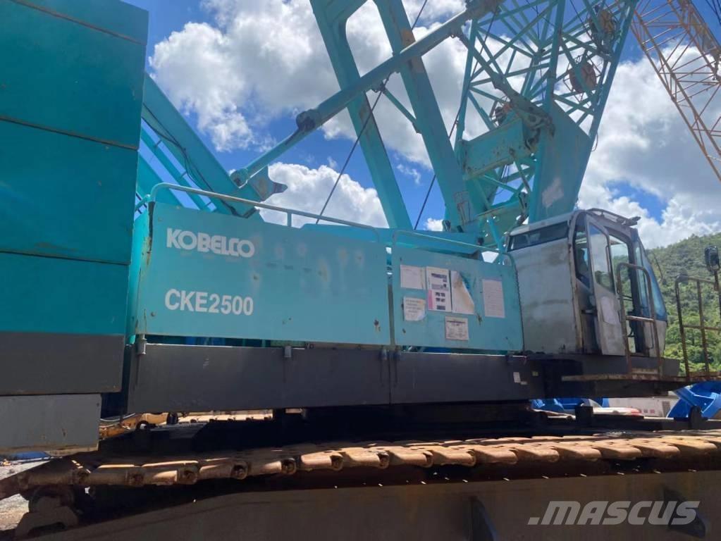 Kobelco CKE 2500 Kraner på larvebånd
