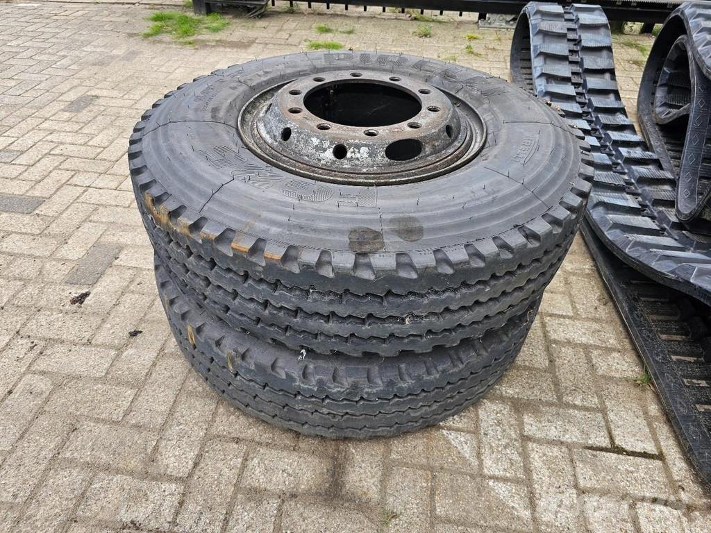 Liebherr A914 Gravemaskiner på hjul