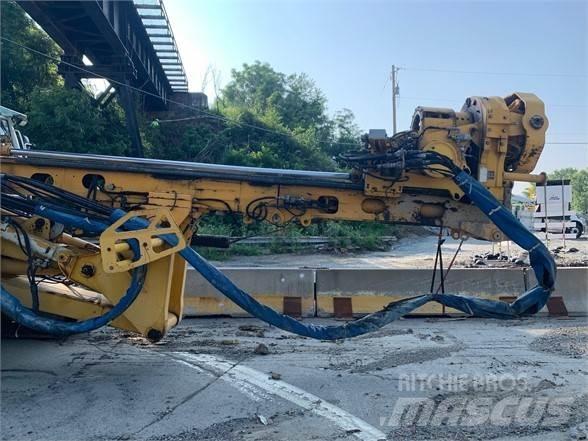 Bauer BG12H Overfladeboreudstyr / Borerigge