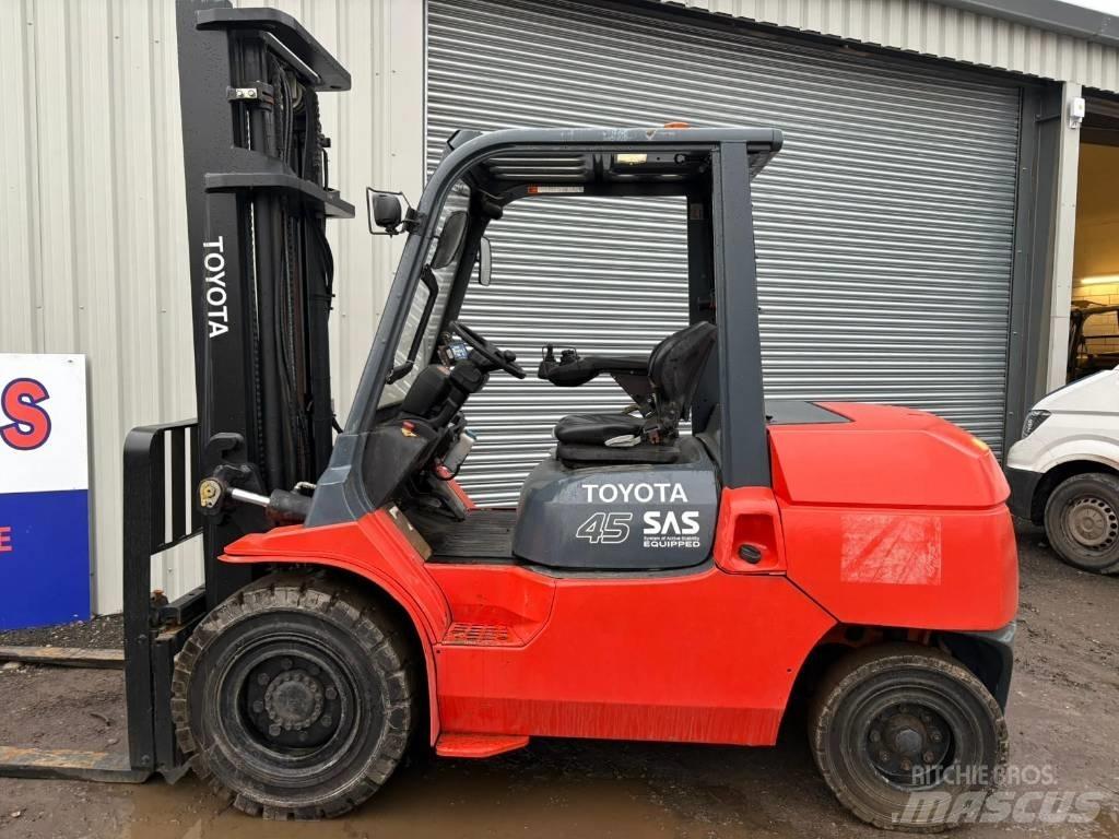 Toyota 7 FD 40 Diesel gaffeltrucks
