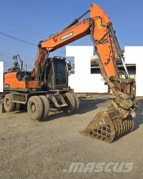 Doosan DX 140 W-5 Gravemaskiner på hjul