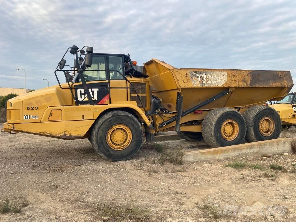 CAT 730 C Terrængående lastbiler