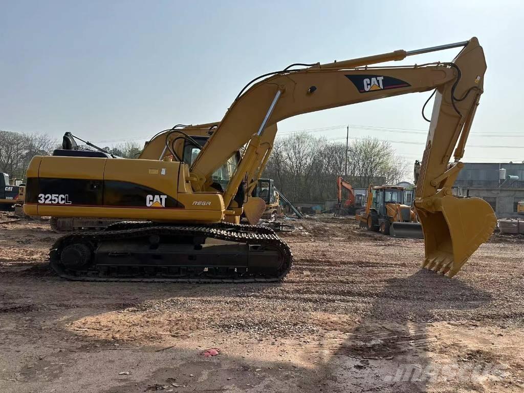 CAT 325CL Gravemaskiner på larvebånd