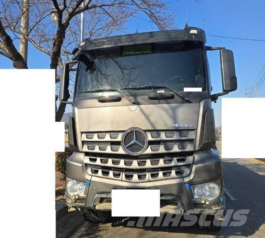 Mercedes-Benz 3951 Dumpere