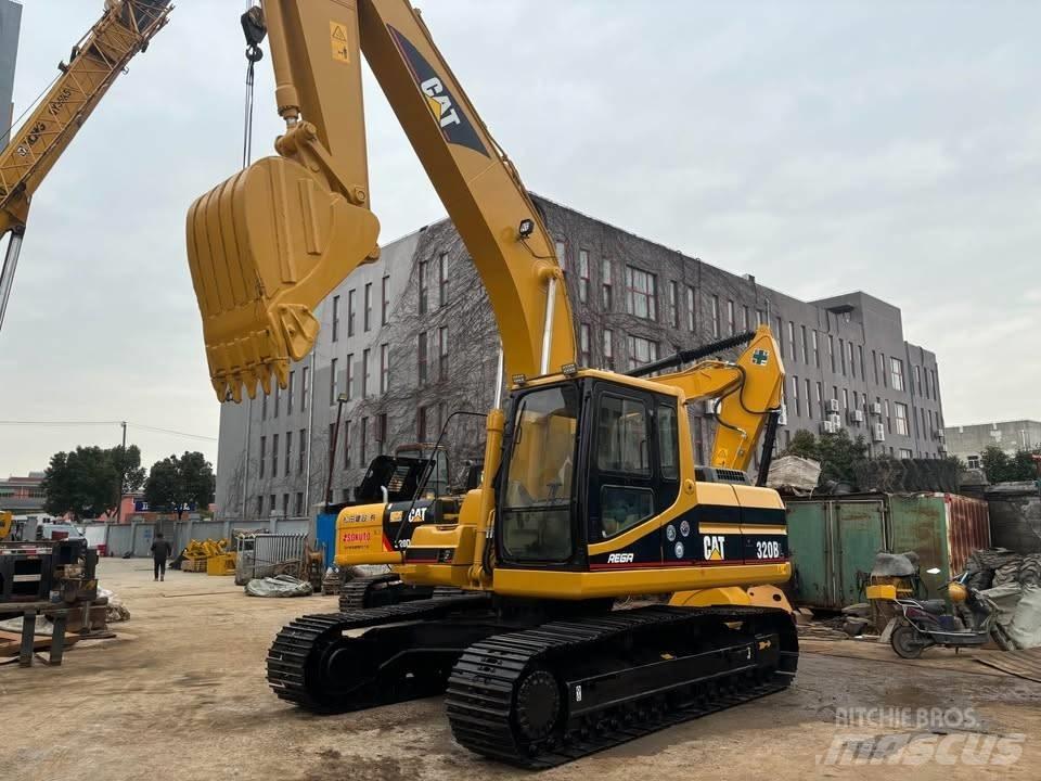CAT 320 B L Gravemaskiner på larvebånd