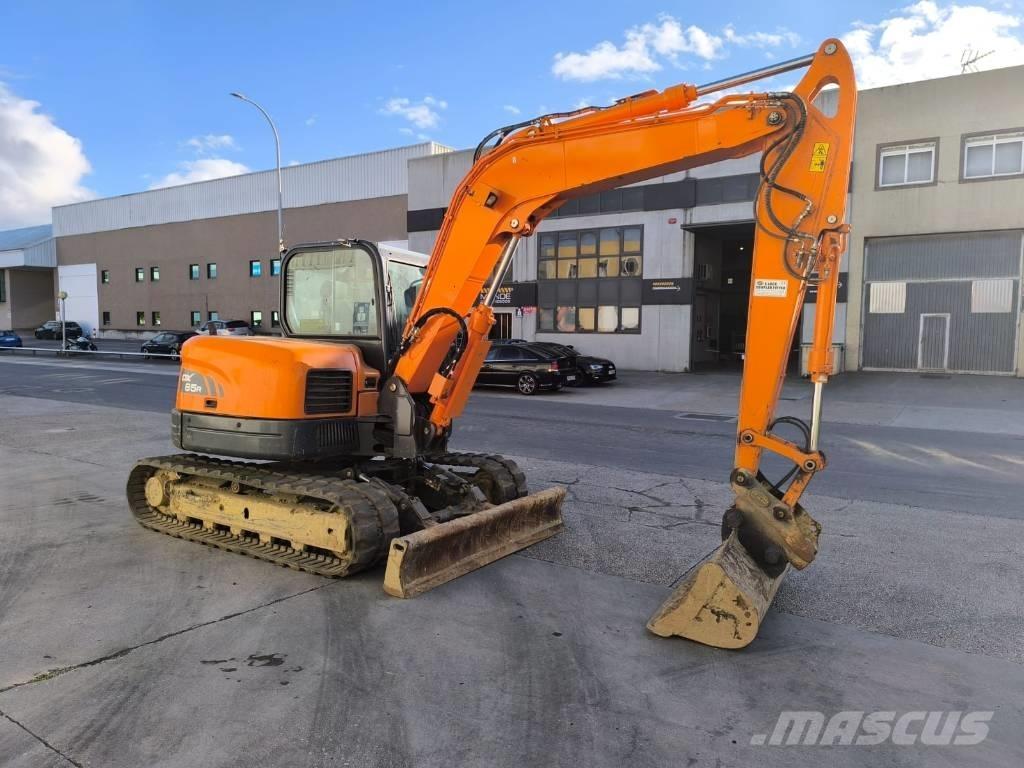 Doosan DX 85 R-3 Midi-gravemaskiner 7t - 12t