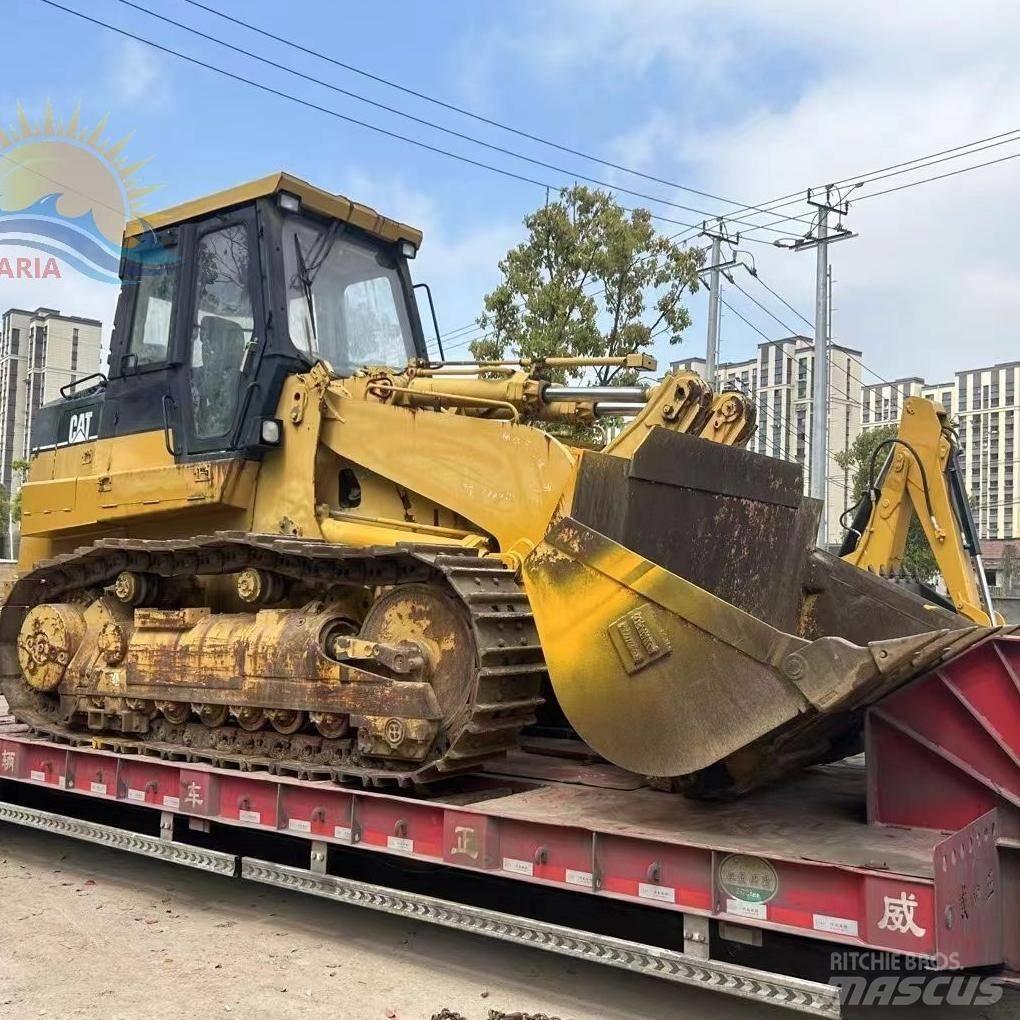 CAT 973 D Larvebåndslæssere