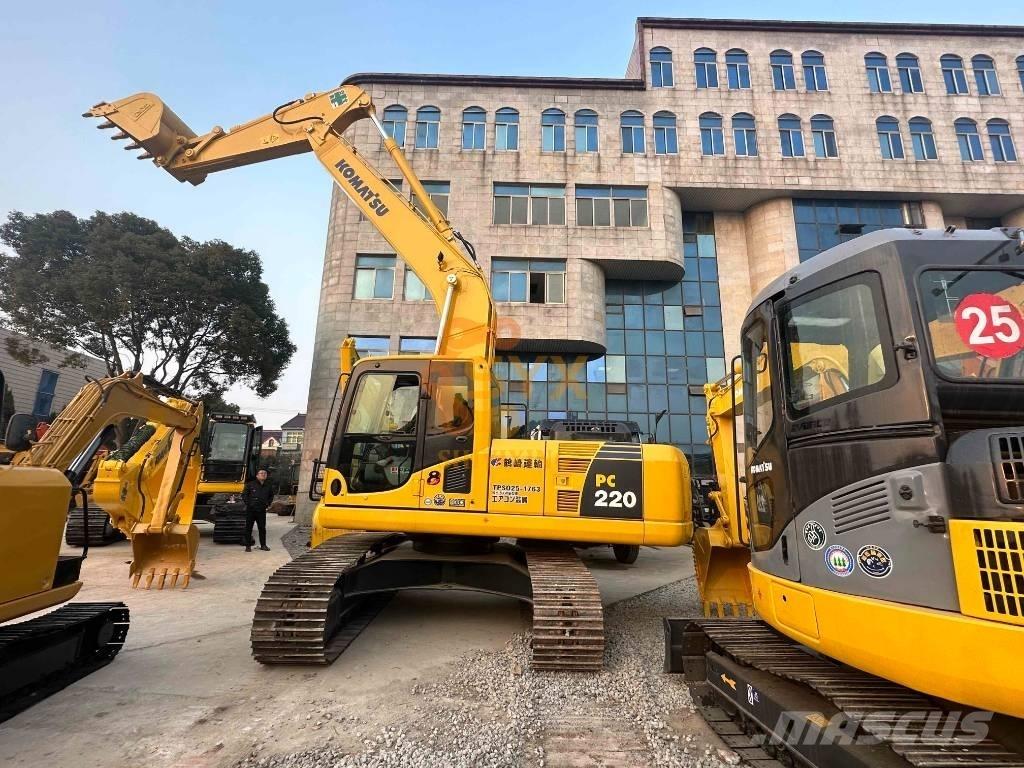 Komatsu PC 220-8 Gravemaskiner på larvebånd
