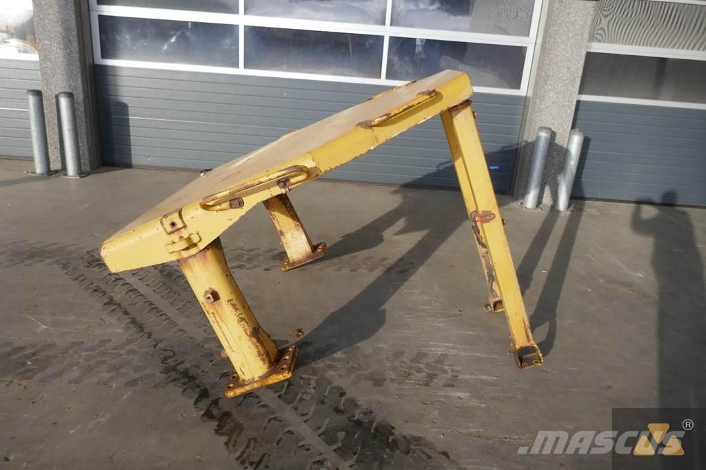 CAT D8N O-rops cab Kabiner og interiør