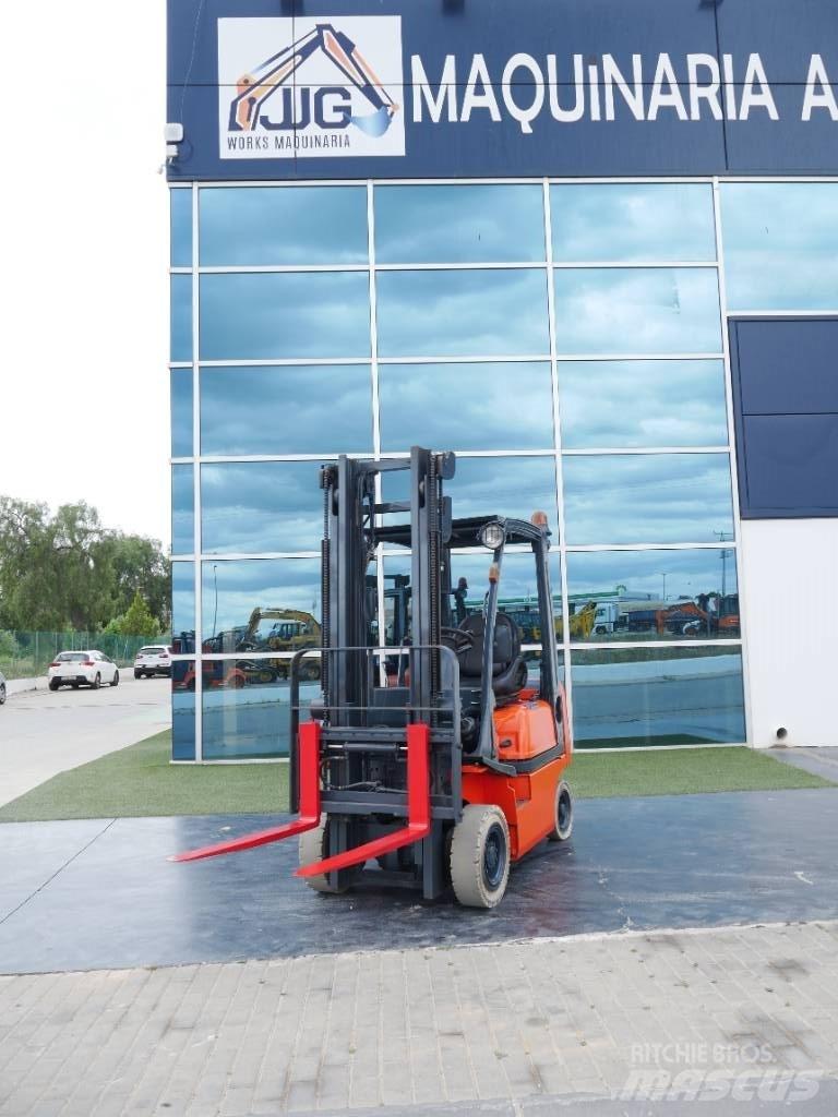 Nissan FD01 A 15 Q Diesel gaffeltrucks
