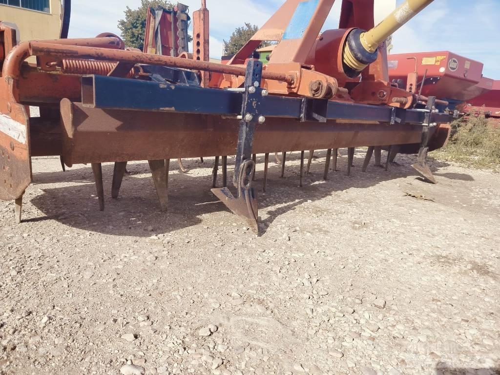 Kuhn HR 302 Harver