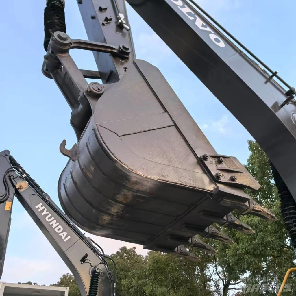 Volvo EC 210 D Gravemaskiner på larvebånd