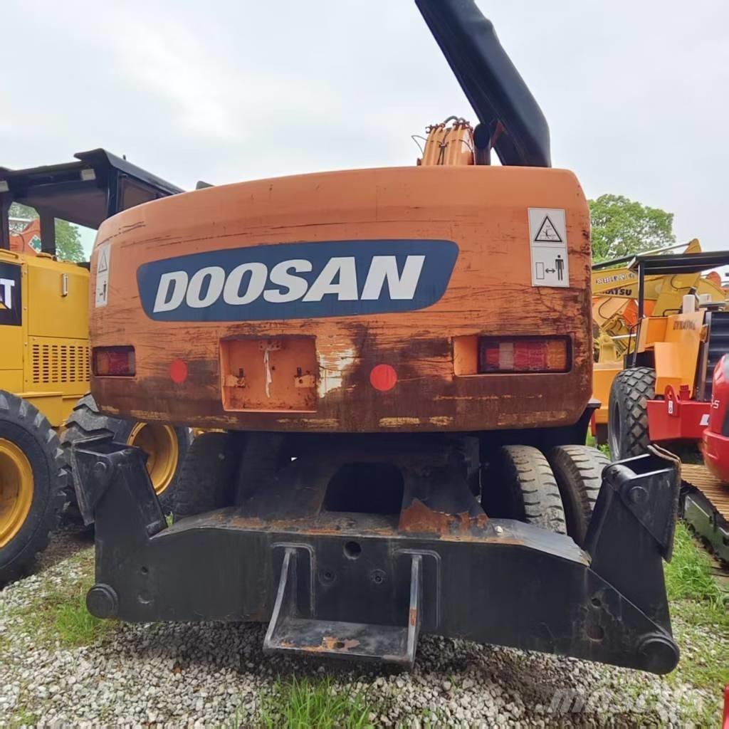 Doosan DH 210 W-7 Gravemaskiner på hjul