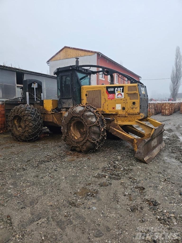 CAT 525 D Udslæbningstraktorer