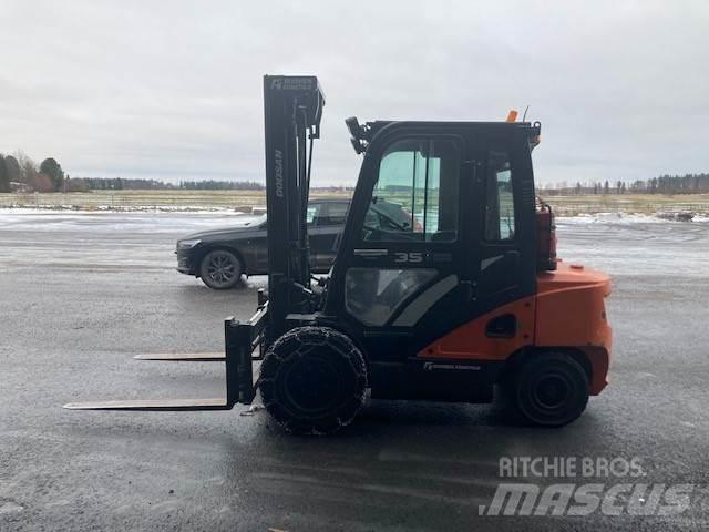 Doosan D35C-7 Diesel gaffeltrucks