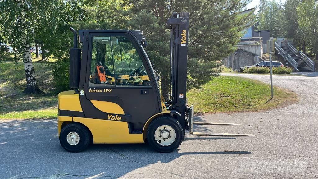 Yale GDP 25 VX Diesel gaffeltrucks