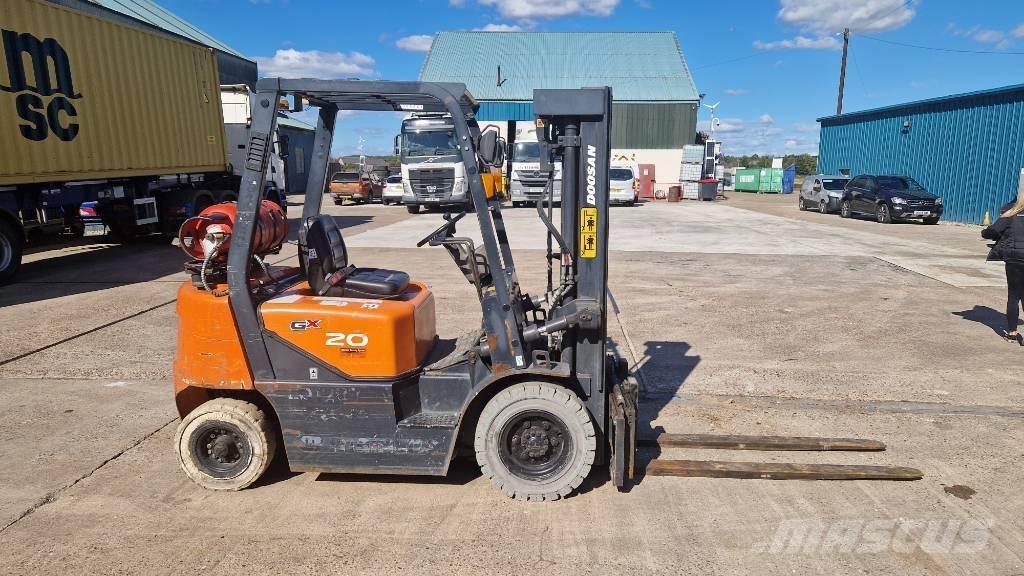 Doosan G 20 G LPG gaffeltrucks