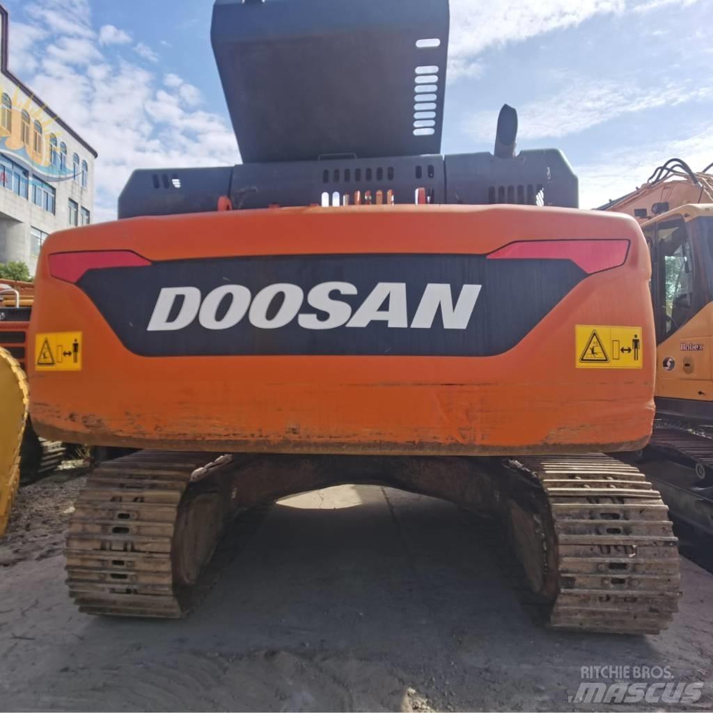 Doosan DX 300 LC Gravemaskiner på larvebånd