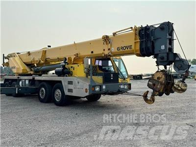 Grove TMS800E Kraner på larvebånd