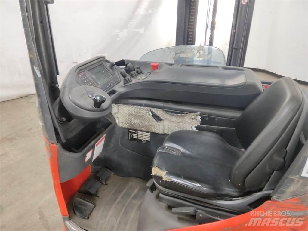 Linde R16HD-01 Reachtruck