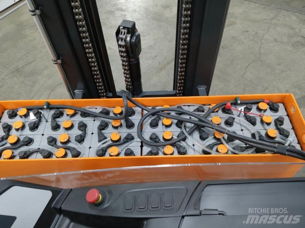 Still FM-X10 Reachtruck