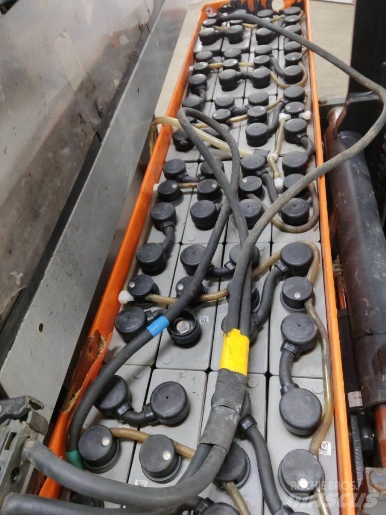 Still FM-X10 Reachtruck