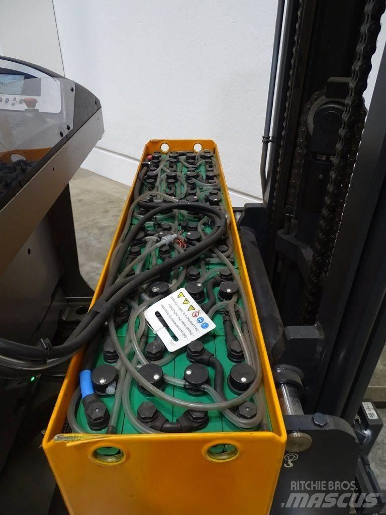 Still FM-X10 Reachtruck