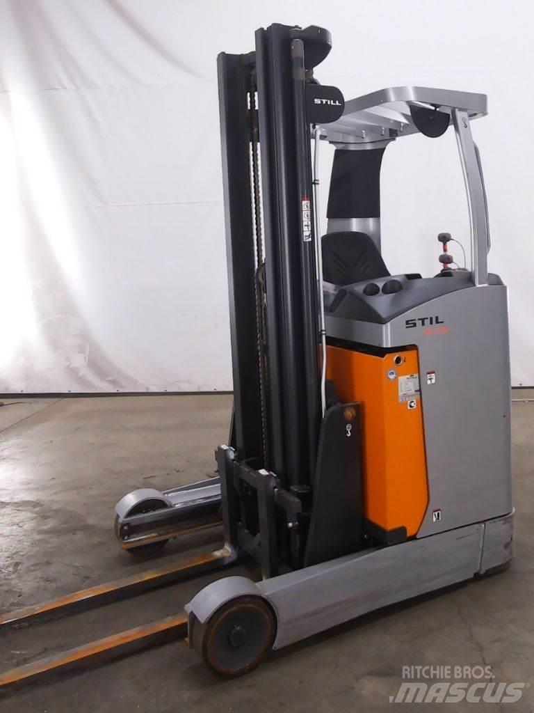 Still FM-X10 Reachtruck