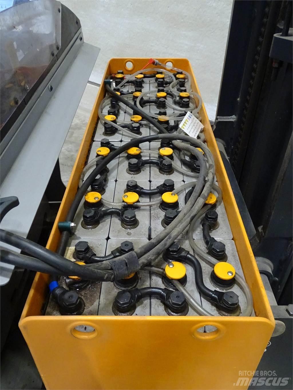 Still FM-X12 Reachtruck