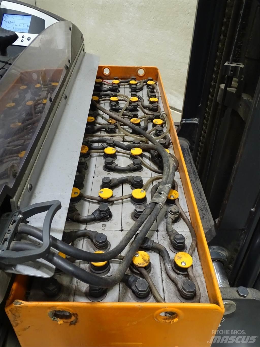 Still FM-X12 Reachtruck