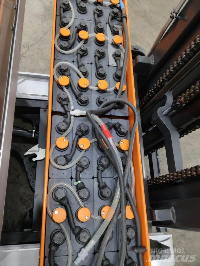 Still FM-X14 Reachtruck