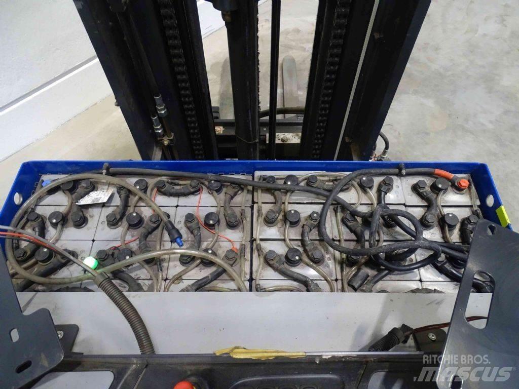 Still FM-X14 Reachtruck