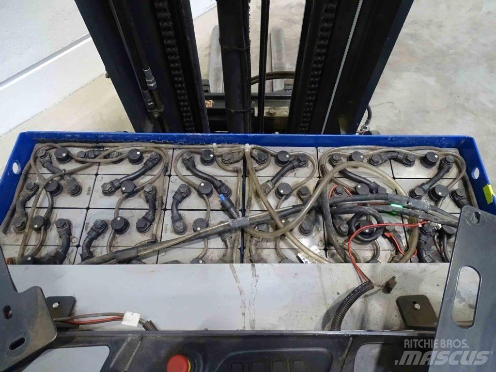 Still FM-X14 Reachtruck