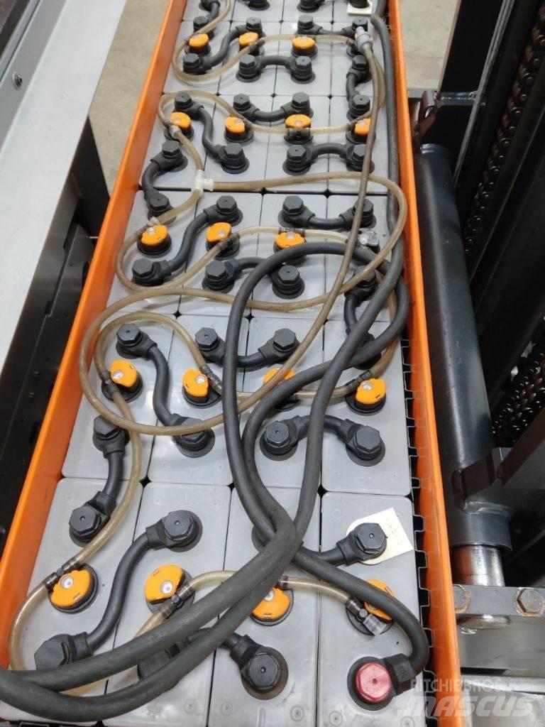 Still FM-X14 Reachtruck