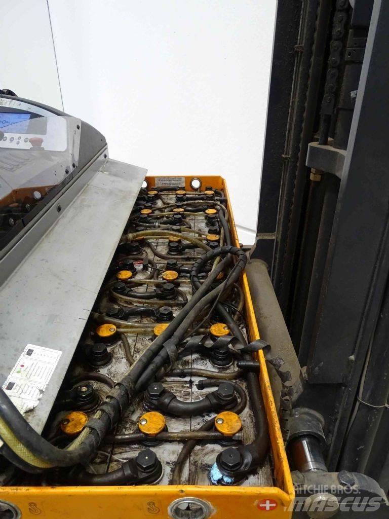 Still FM-X14 Reachtruck
