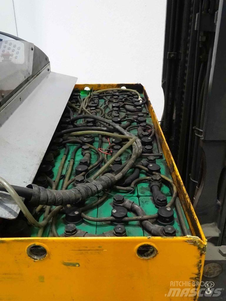 Still FM-X14 Reachtruck