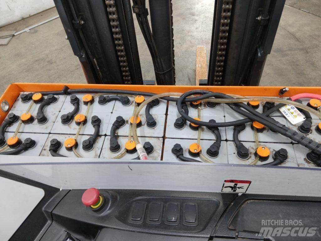 Still FM-X14 Reachtruck
