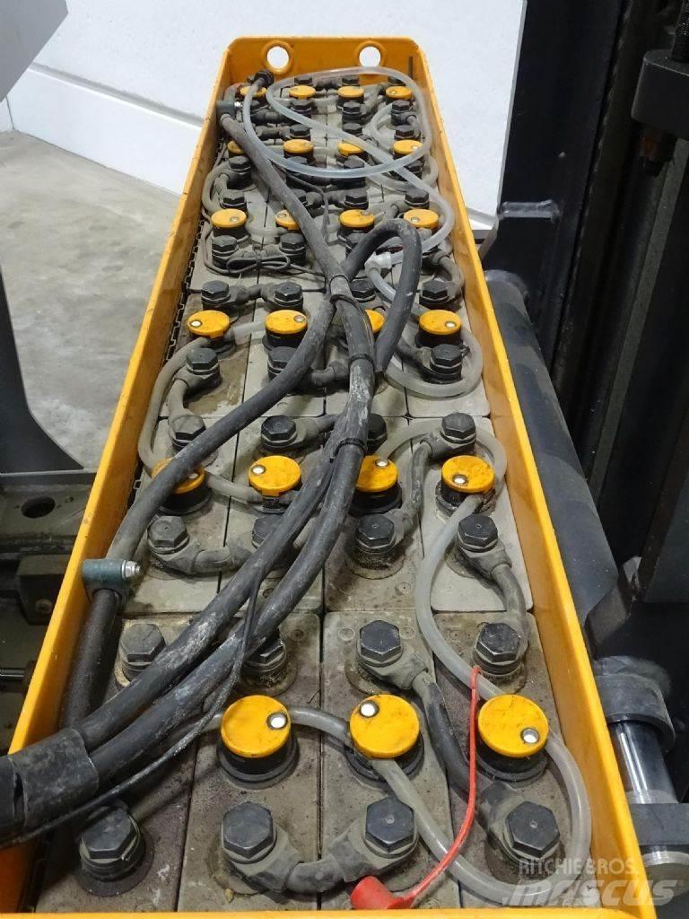 Still FM-X14 Reachtruck