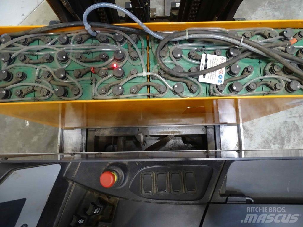 Still FM-X14 Reachtruck