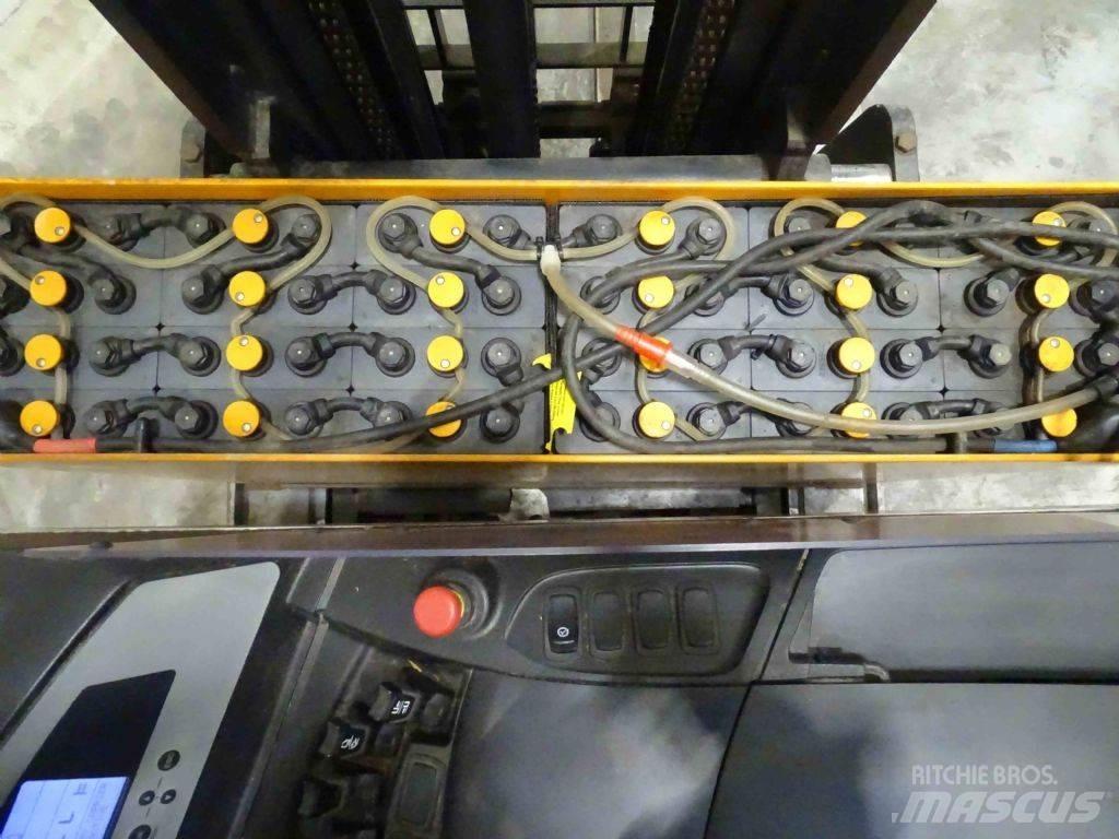 Still FM-X14 Reachtruck