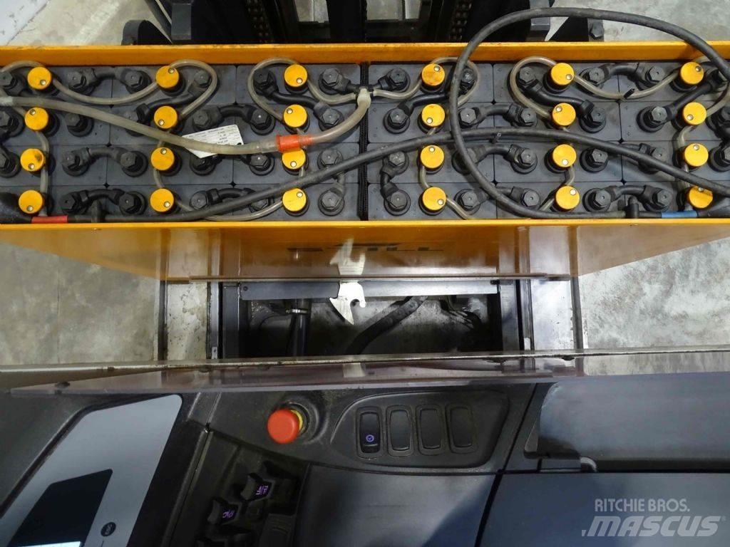 Still FM-X14 Reachtruck